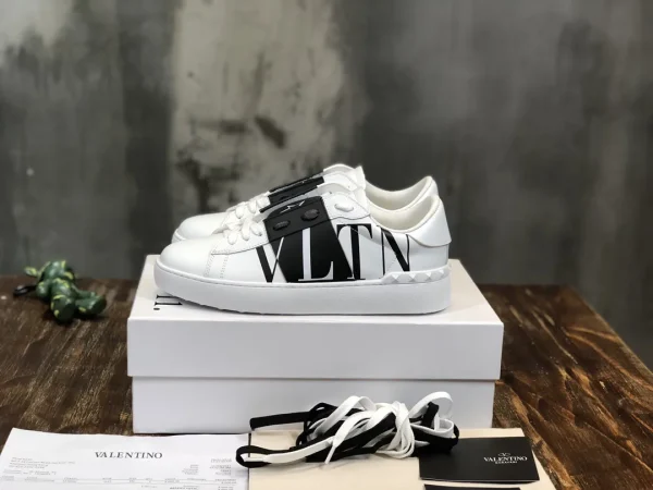 VLTN Logo Studded Platform Sneakers image 1