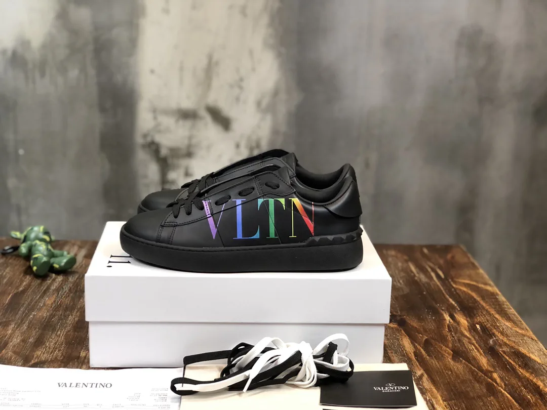 VLTN Logo Platform Sneakers image 1