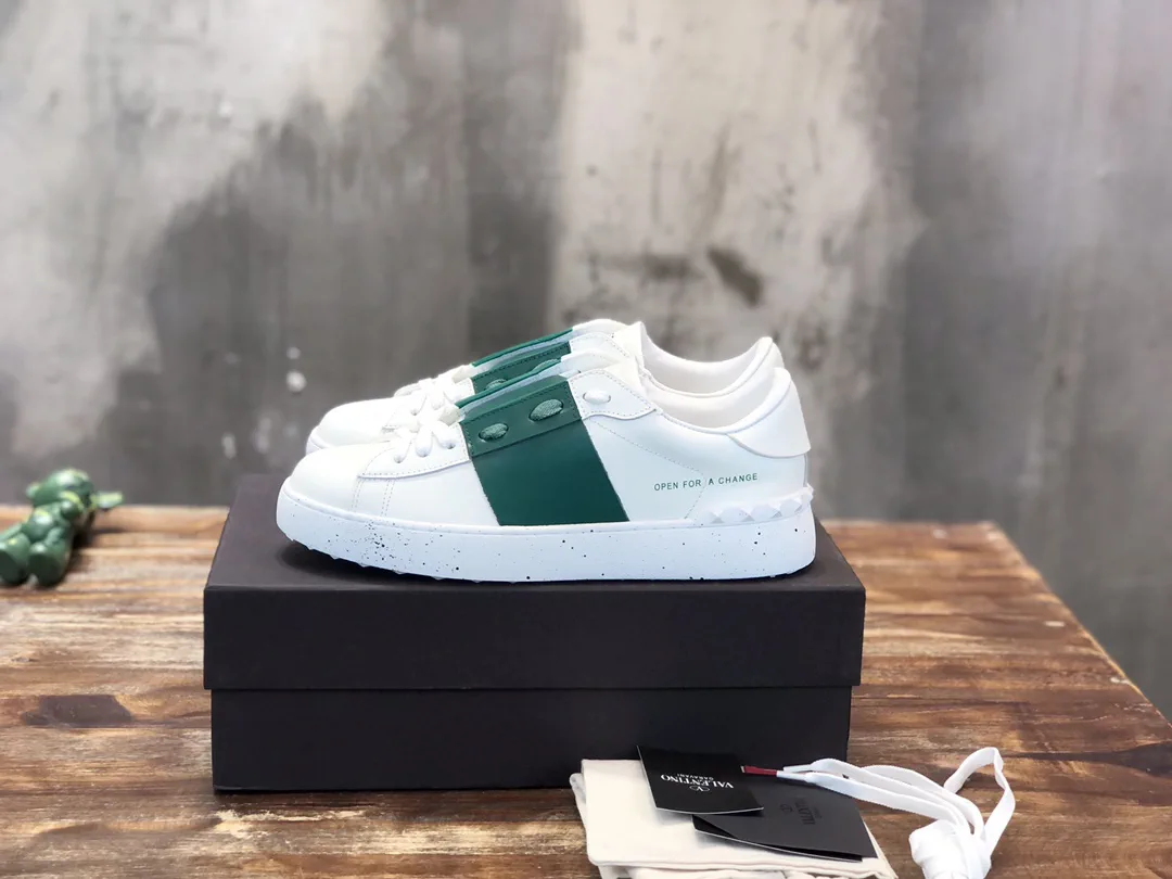 Colorblock Rivet Platform Sneakers image 1