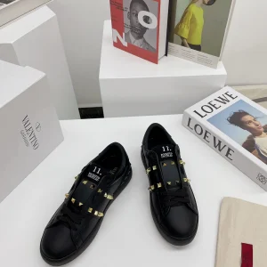 Rockstud Untitled Low-Top Sneakers image 1