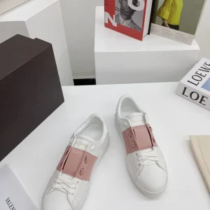 White and Pink Low-Top Casual Sneakers image 1