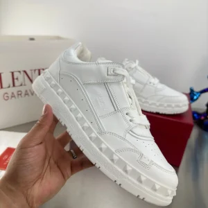 White Casual Sneakers with Studded Sole image 1