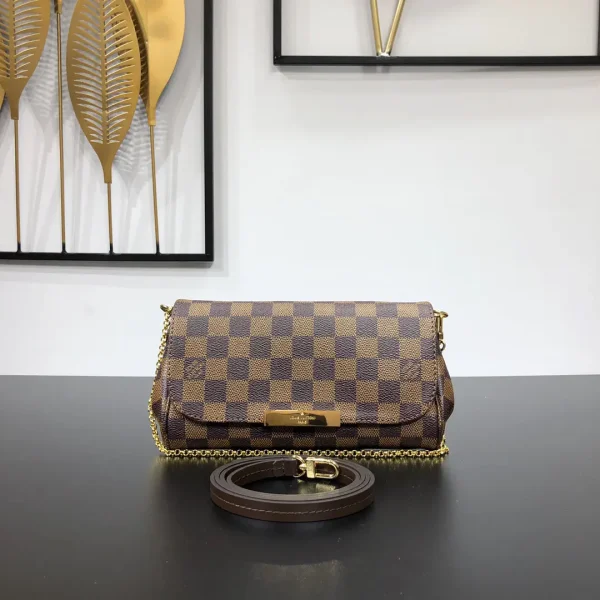 Louis Vuitton Damier Canvas Favorite Crossbody Bag image 1