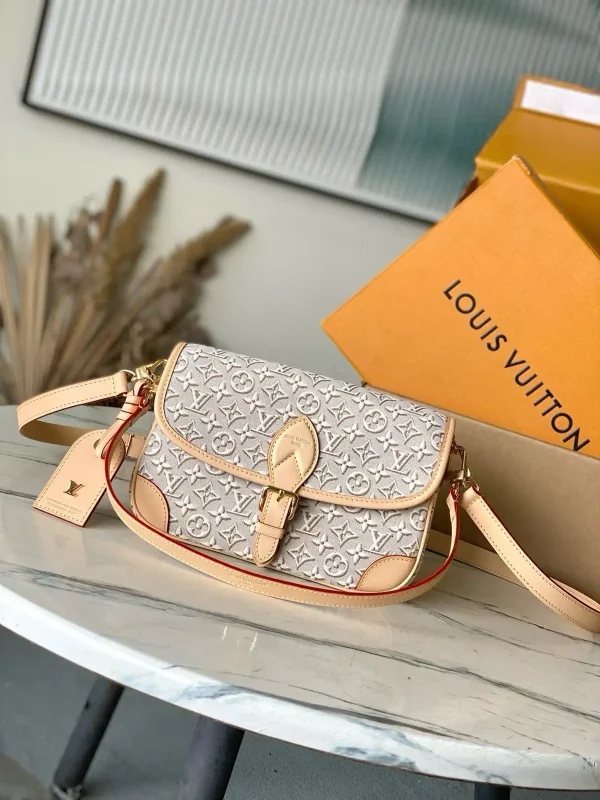 Louis Vuitton Monogram Canvas Diane Crossbody Bag image 1