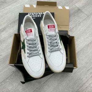 BALLSTAR Series Low-Top Sneakers image 1