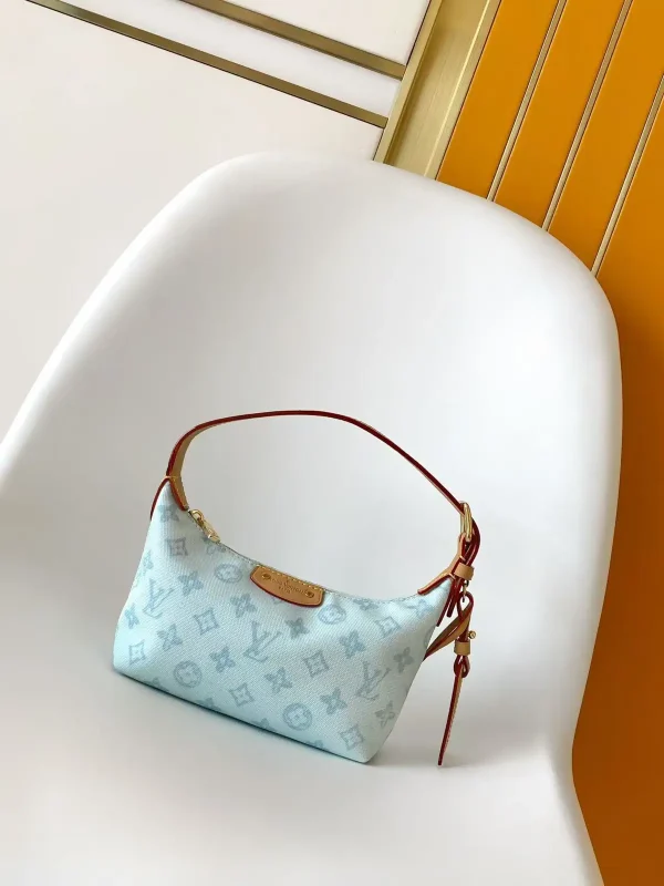 Louis Vuitton Hills Pochette Shoulder Bag image 1