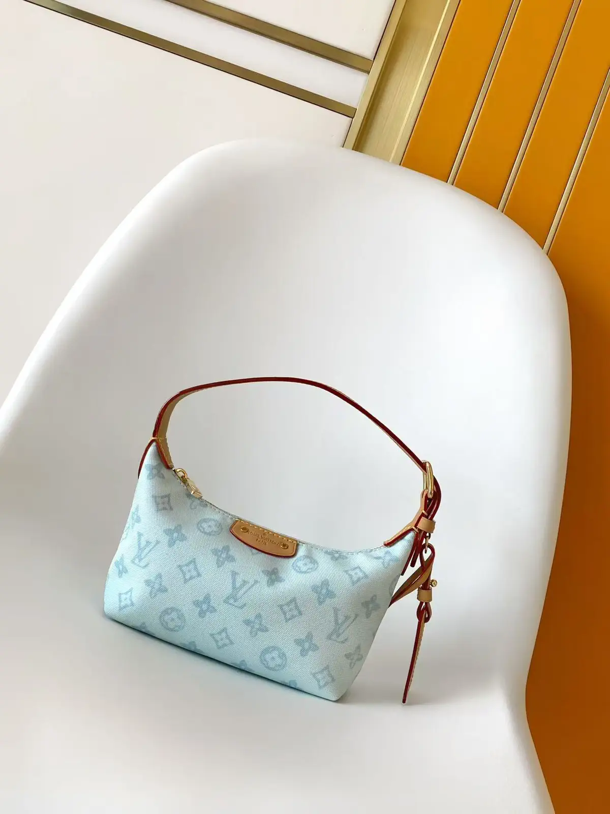 Louis Vuitton Hills Pochette Shoulder Bag image 1
