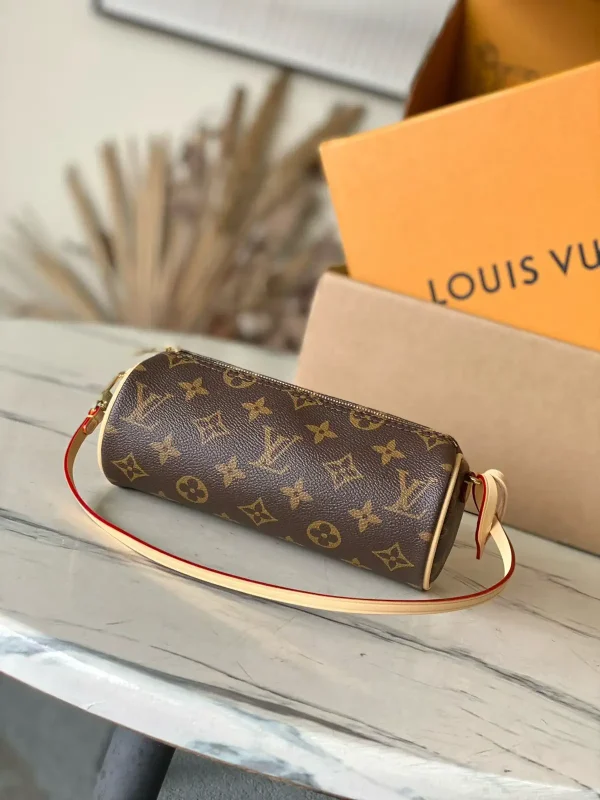 Louis Vuitton Monogram Pochette Papillon Shoulder Bag image 1