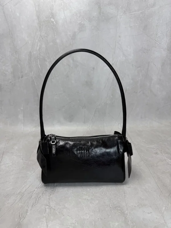 Miu Miu Black Bow Detail Shoulder Bag image 1