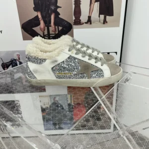 Women's Super Star Fleece Lined Sneakers image 1