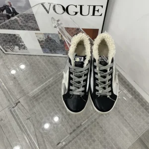 Women's Super Star Fleece Lined Sneakers image 1