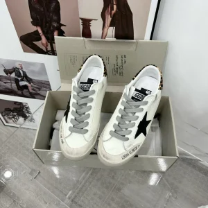 GGDB SUPER STAR Graffiti Series Sneakers image 1