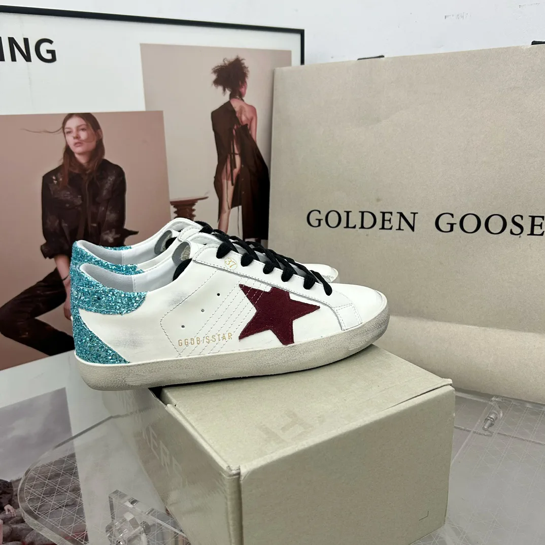 SUPER STAR Series Low-Top Sneakers image 1
