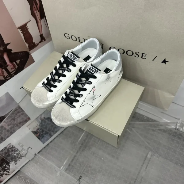 GGDB SUPER STAR Graffiti Series Sneakers image 1
