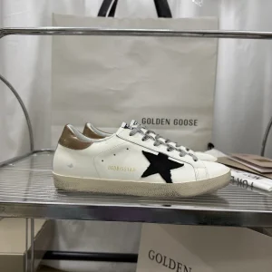 GGDB SUPERSTAR Series Low-Top Sneakers image 1