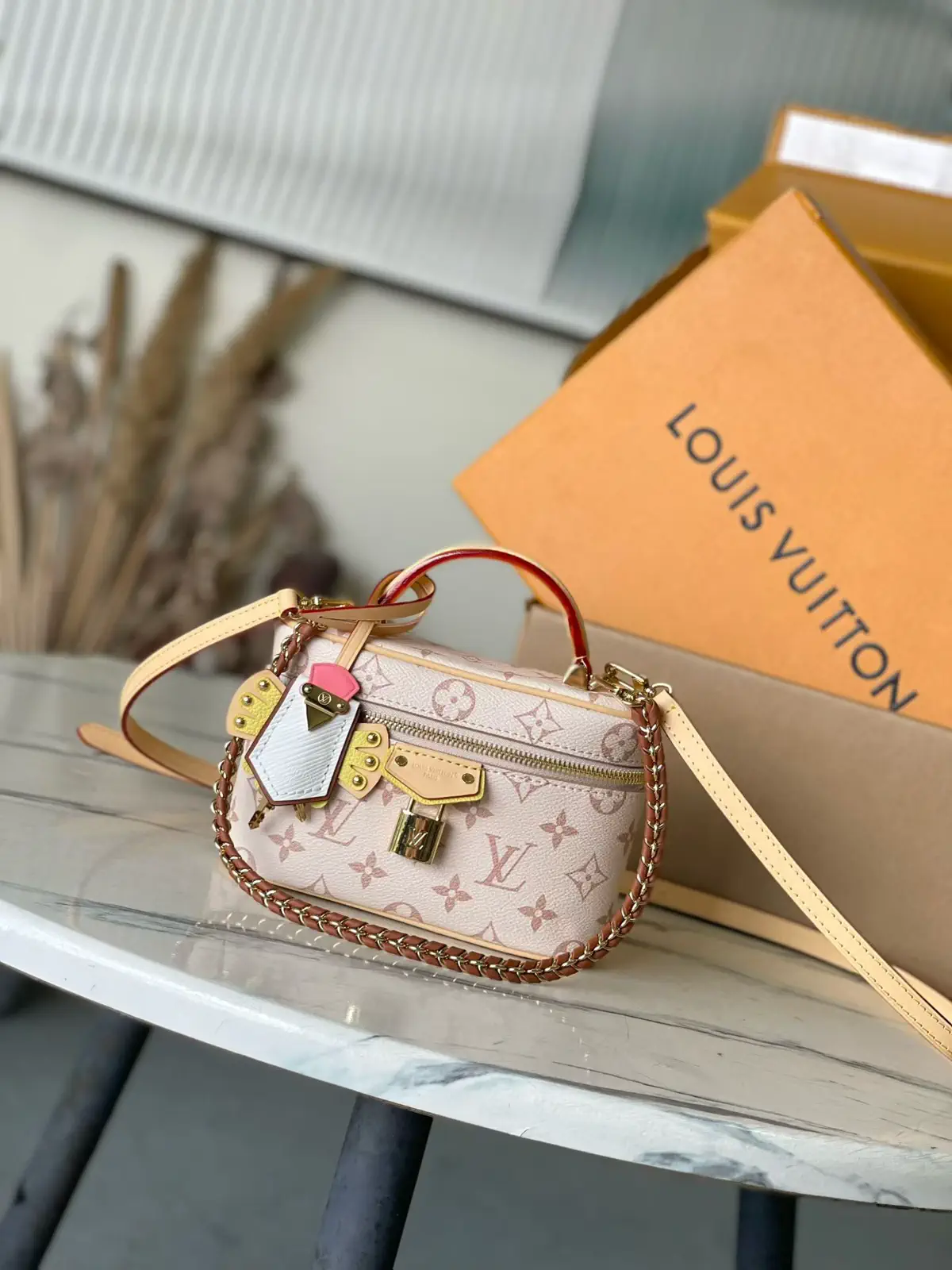 Louis Vuitton Monogram Vanity Chain Pouch image 1