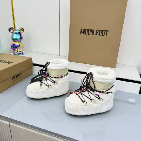 White Fuzzy Moon Boot Style Snow Boots image 1