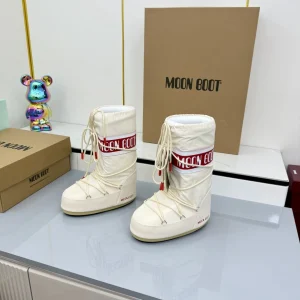 Cream Lace-Up Moon Snow Boots image 1