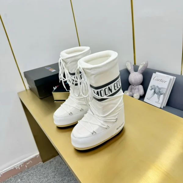 White Lace-Up Moon Snow Boots image 1
