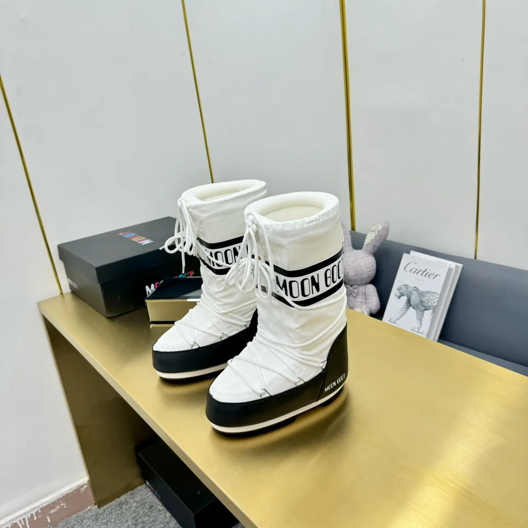 White Moon Boot Style Winter Snow Boots image 1