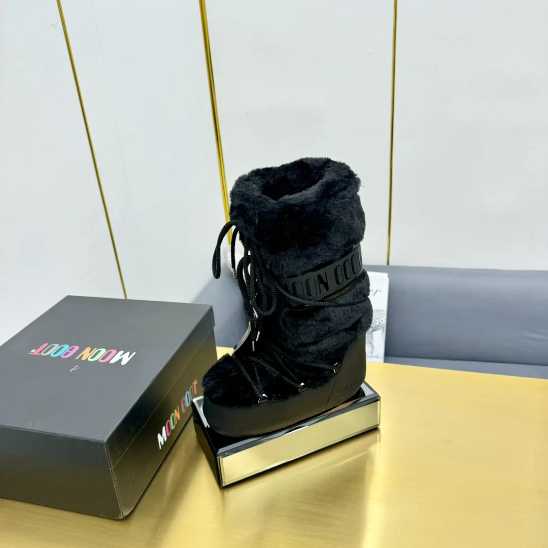 Black Faux Fur Lace-Up Snow Boots image 1