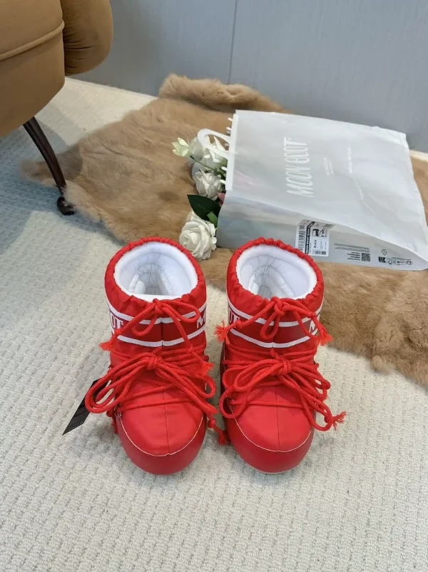 Red Waterproof Snow Boots with Fleece Lining image 1