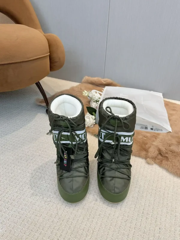 Green Waterproof Moon Boot Snow Boots with Fleece Lining image 1