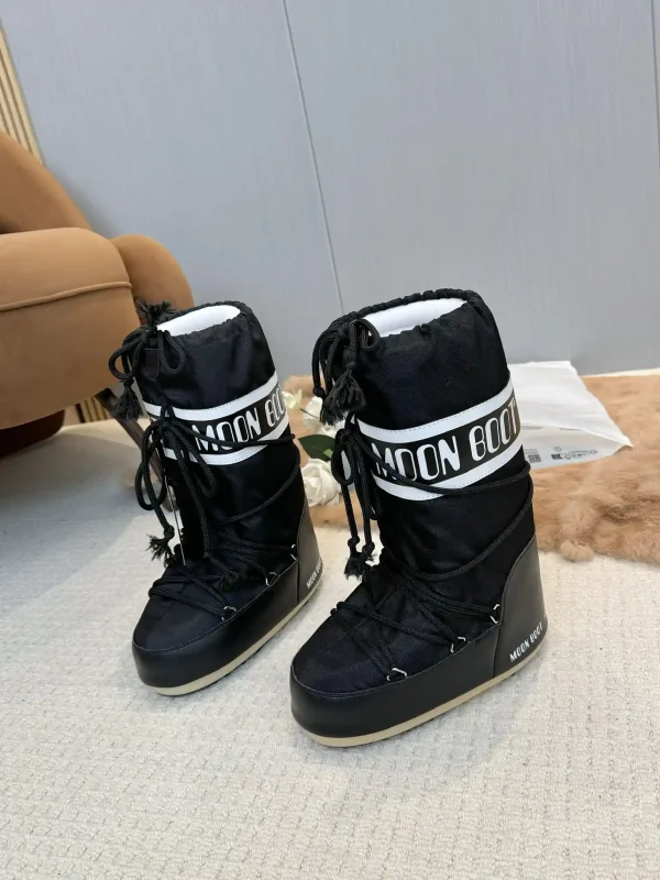 Waterproof Snow Boots with Inner Wedge image 1