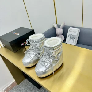 Metallic Short Moon Snow Boots image 1