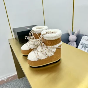 Fleece Lace-Up Short Snow Boots image 1