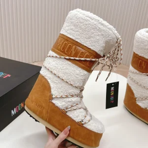 Fleece Lace-Up Winter Snow Boots image 1