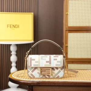 FENDI Baguette Shoulder Bag image 1