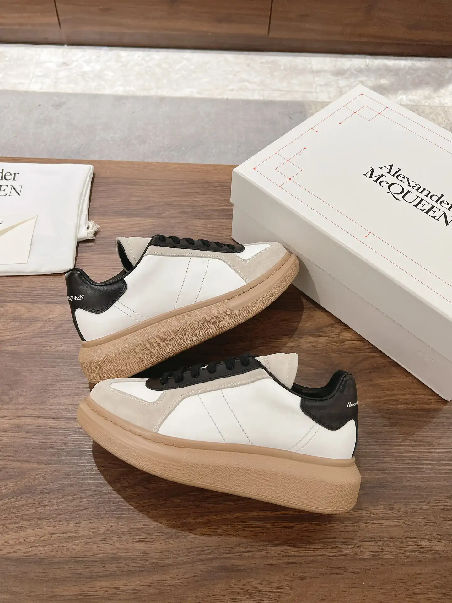 Oversized Casual Sneakers image 1