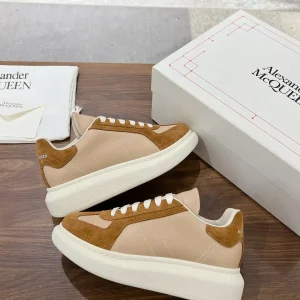 Oversized Platform Casual Sneakers image 1