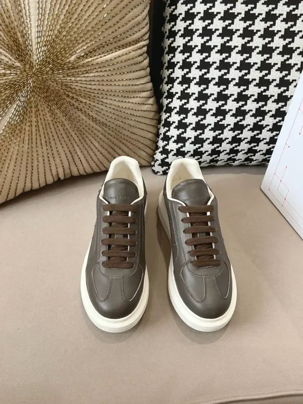 2024 Comfort Edition Wide Sneakers image 1