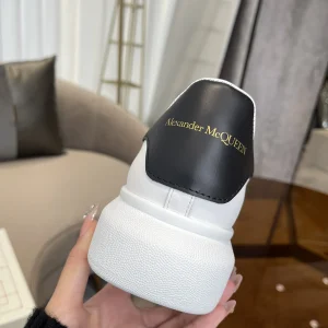 Classic Versatile White Sneakers image 1