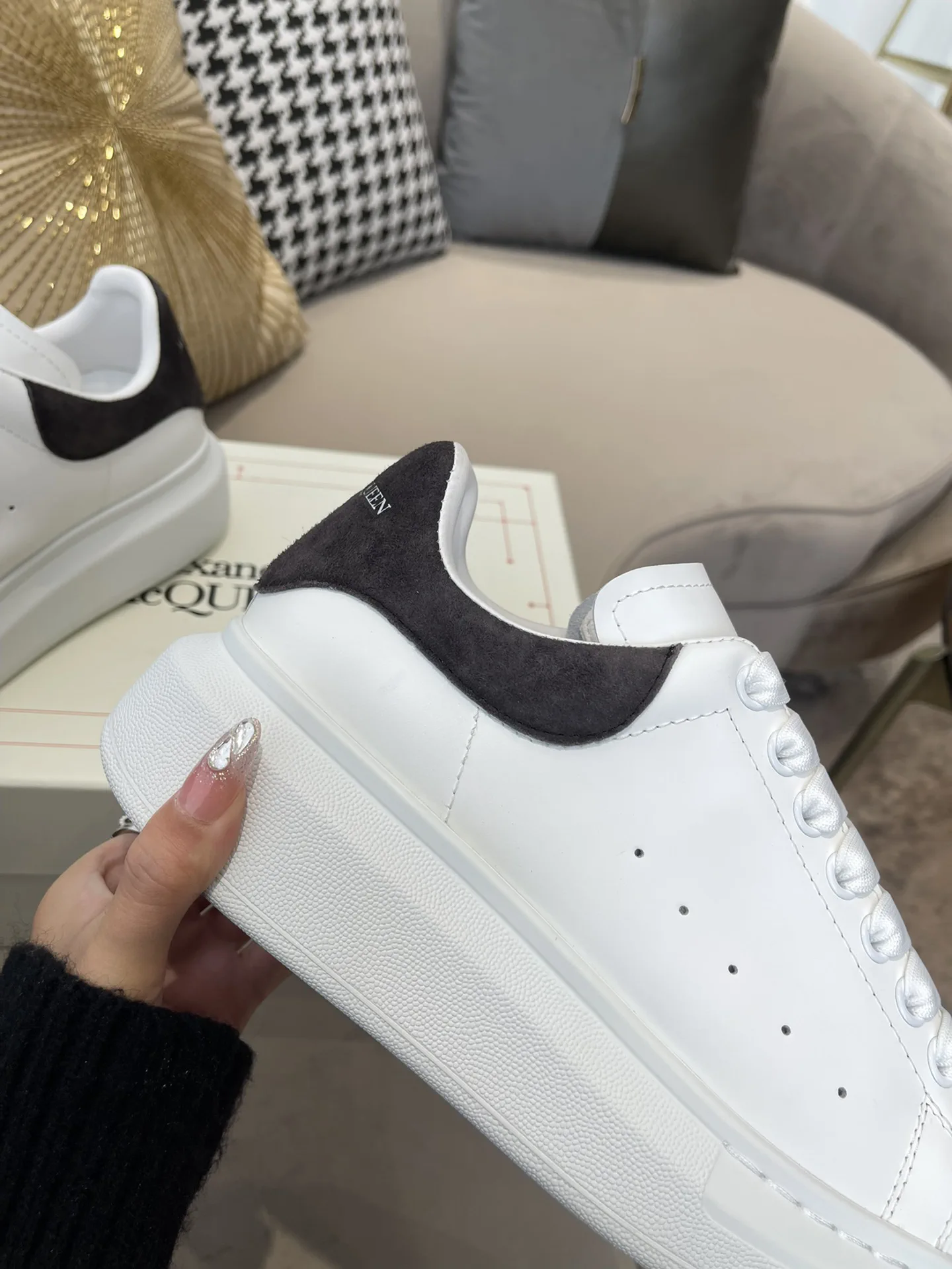 Classic Versatile White Platform Sneakers image 1