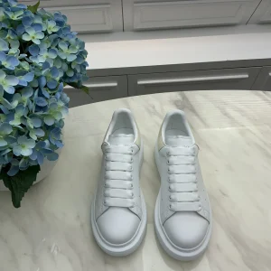 Classic Versatile White Sneakers image 1