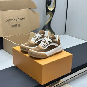Brown Low-Top Casual Sneakers with White Accents image 1