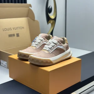 Low-Top Lace-Up Casual Sneakers image 1