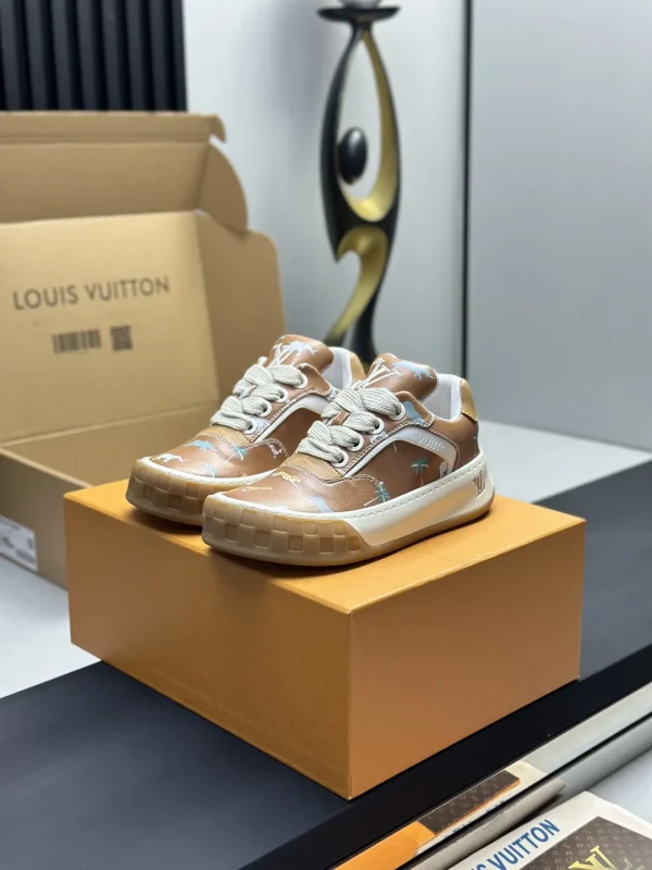 Printed Low-Top Casual Sneakers image 1