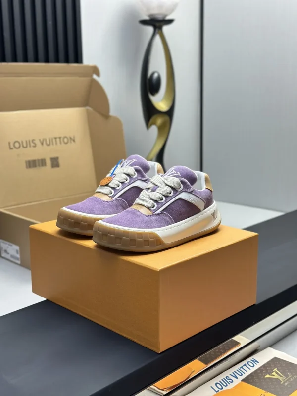Purple Low-Top Casual Sneakers image 1