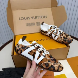 Leopard Print Lace-Up Retro Casual Sneakers image 1