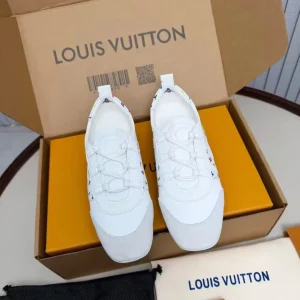 White Lace-Up Retro Casual Sneakers image 1