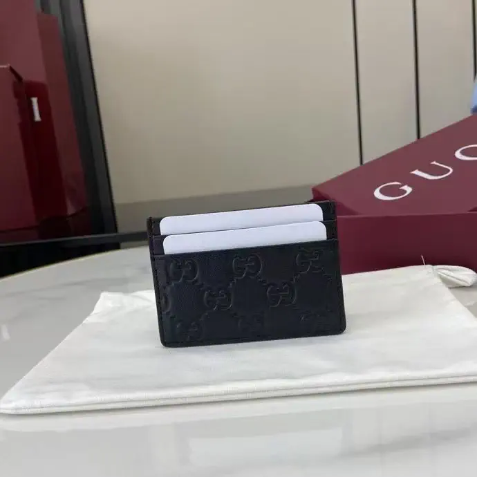 Gucci GG Emblem Black Card Holder image 1
