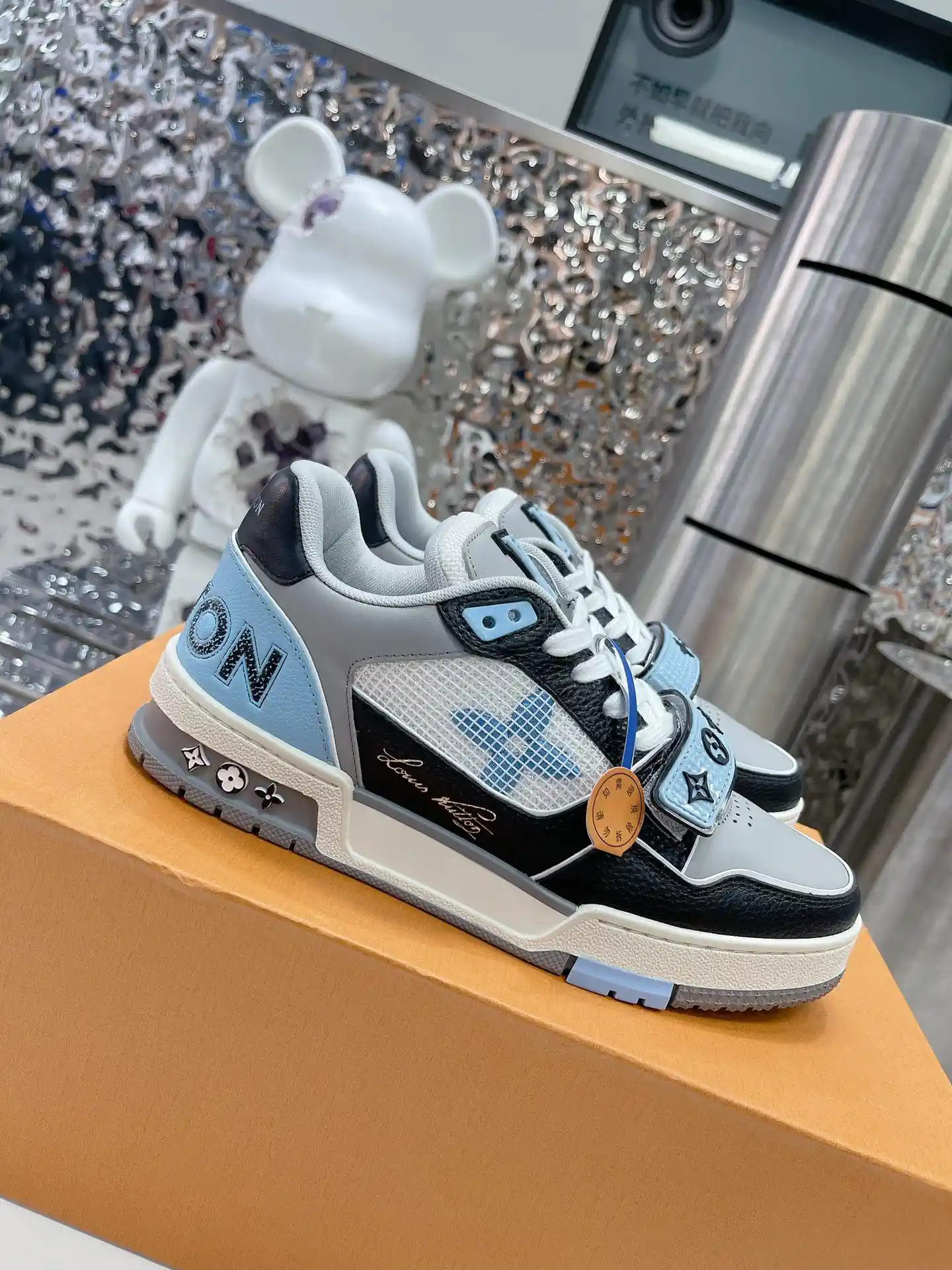 Smilerepublic 2023 Retro Basketball Sneakers image 1
