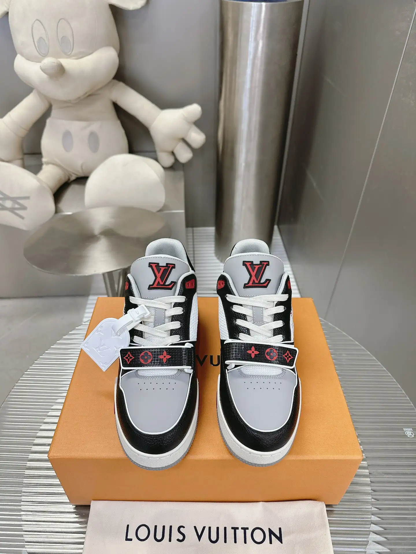 Low-top Trainer Sneakers image 1
