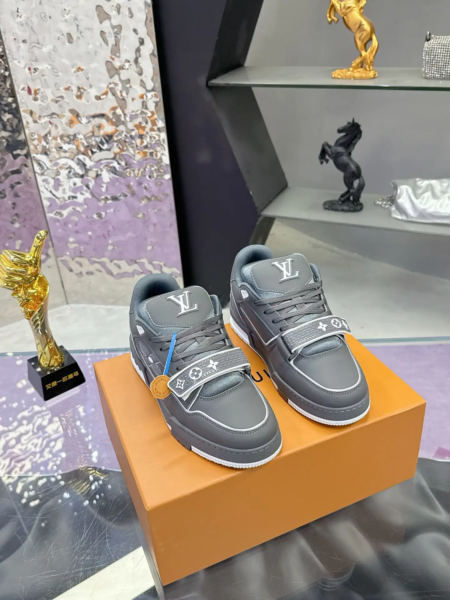 Smilerepublic Gray Velcro Strap Casual Trainer Sneakers image 1