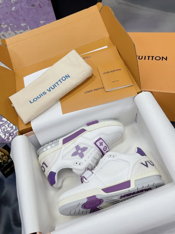 Low-Top Velcro Strap Casual Sneakers image 1