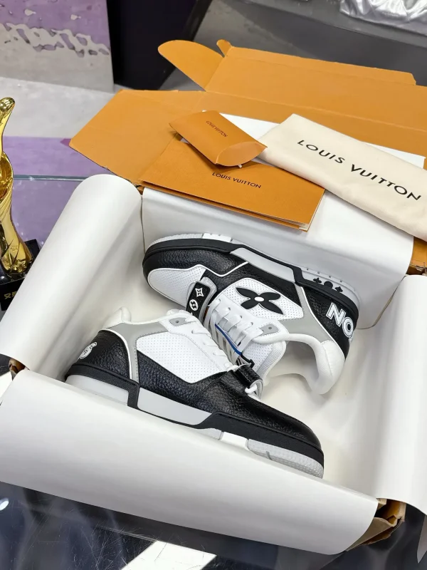 Smilerepublic Trainer Casual Sneakers image 1